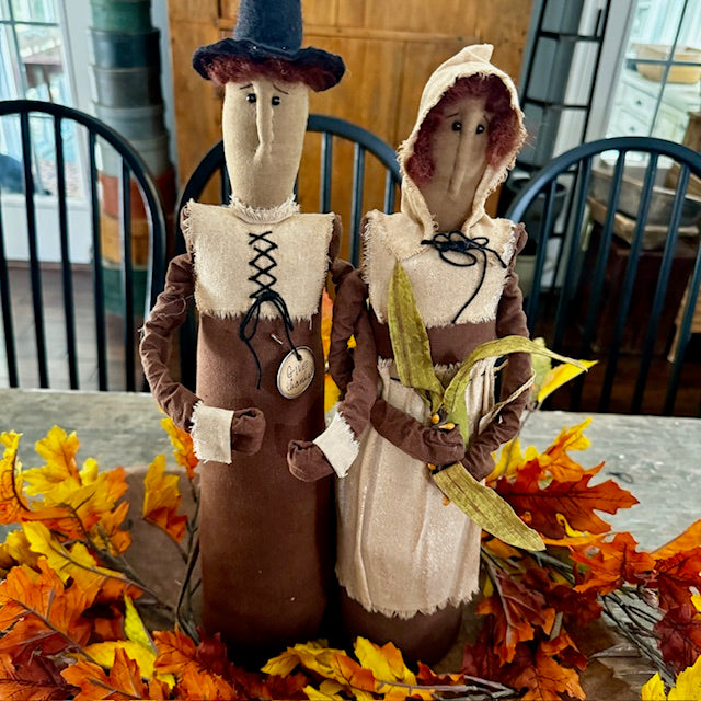 Brown House Ornament - Pilgrim Couple